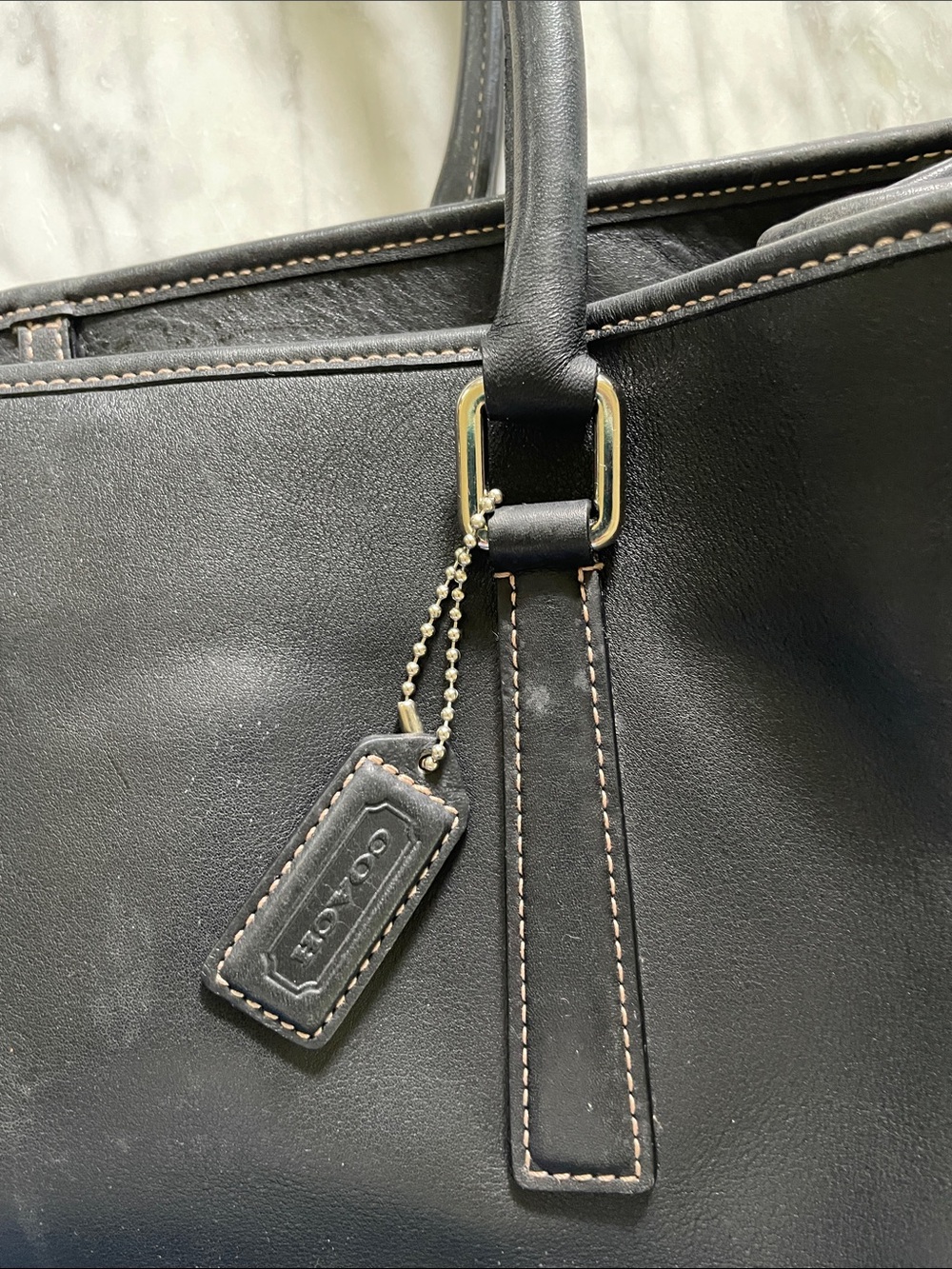 Coach Classic Tote Black Leather  Bag - Elegant Everyday Carry - Picture 7 of 11